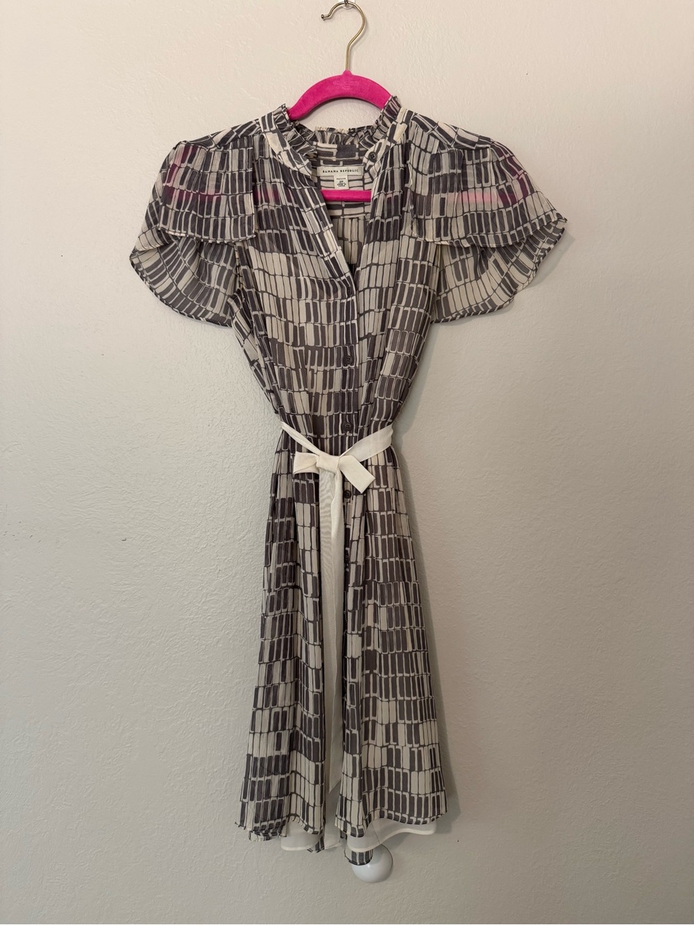 Banana Republic Grey & White Geometric Midi Dress
